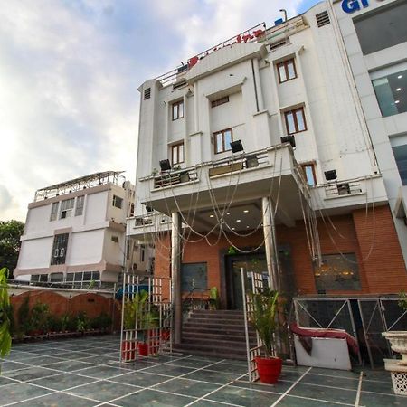 Babian Inn Lucknow Esterno foto